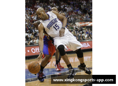 NBA瞬间回放：本周五大看点直击比赛精彩瞬间